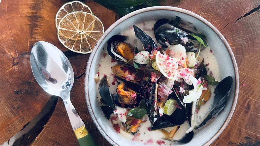 Linguini med blåmuslinger og frisk blæretang