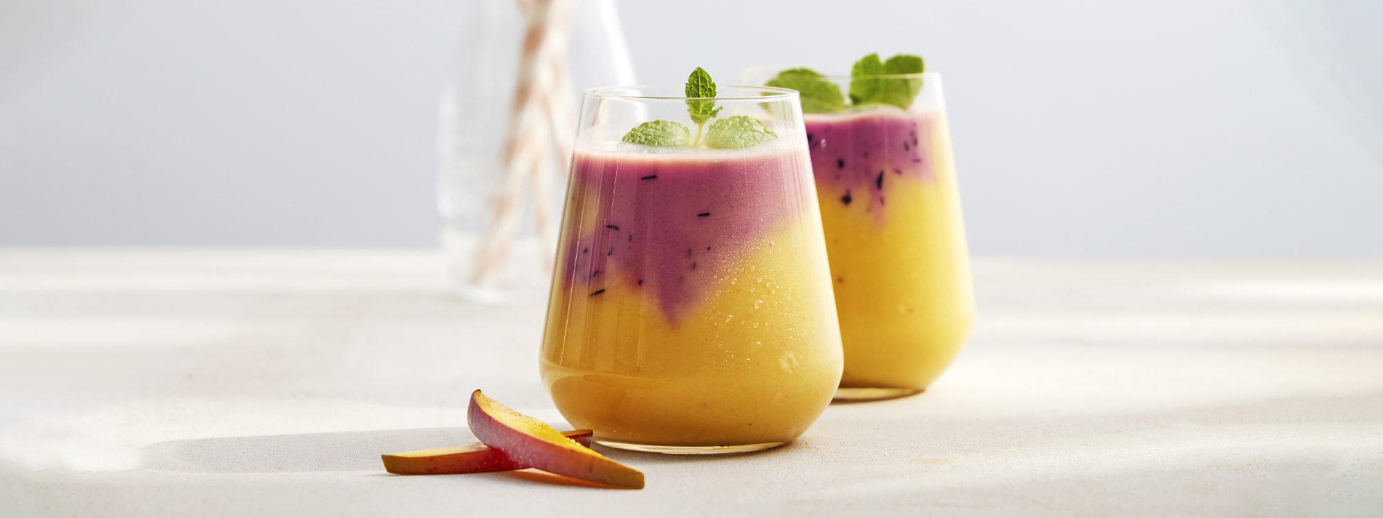 Mango-blåbær-smoothie