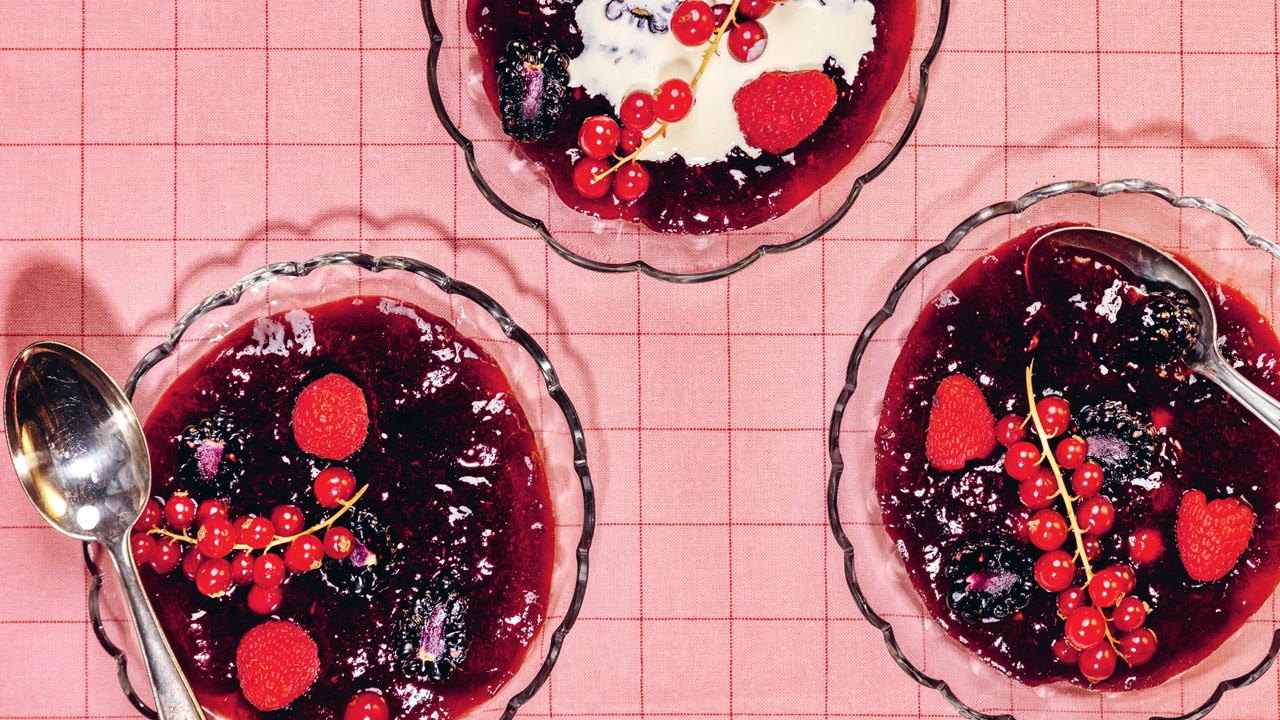 Rødgrød med fløde