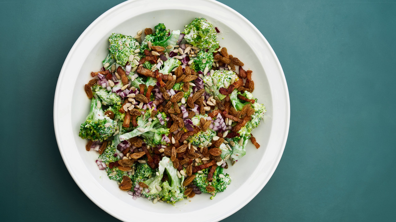 Broccolisalat med mormordressing