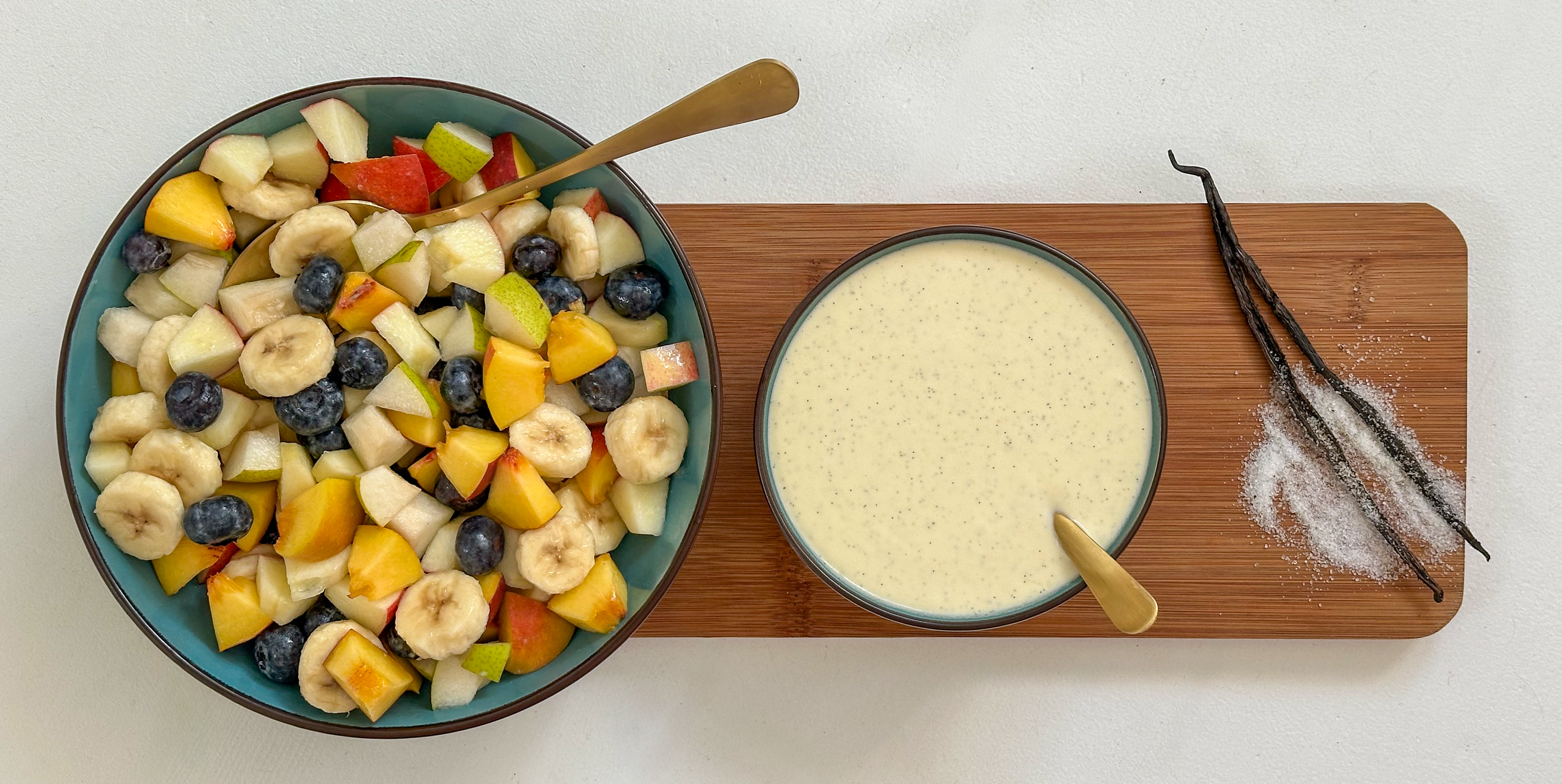Frugtsalat med råcreme