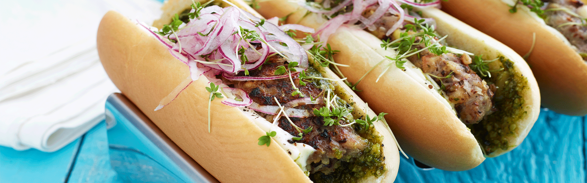 Gourmet hotdog med hjemmelavede pølser