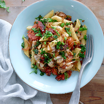 Stegt torsk med chorizo, tomat, persille og pasta penne