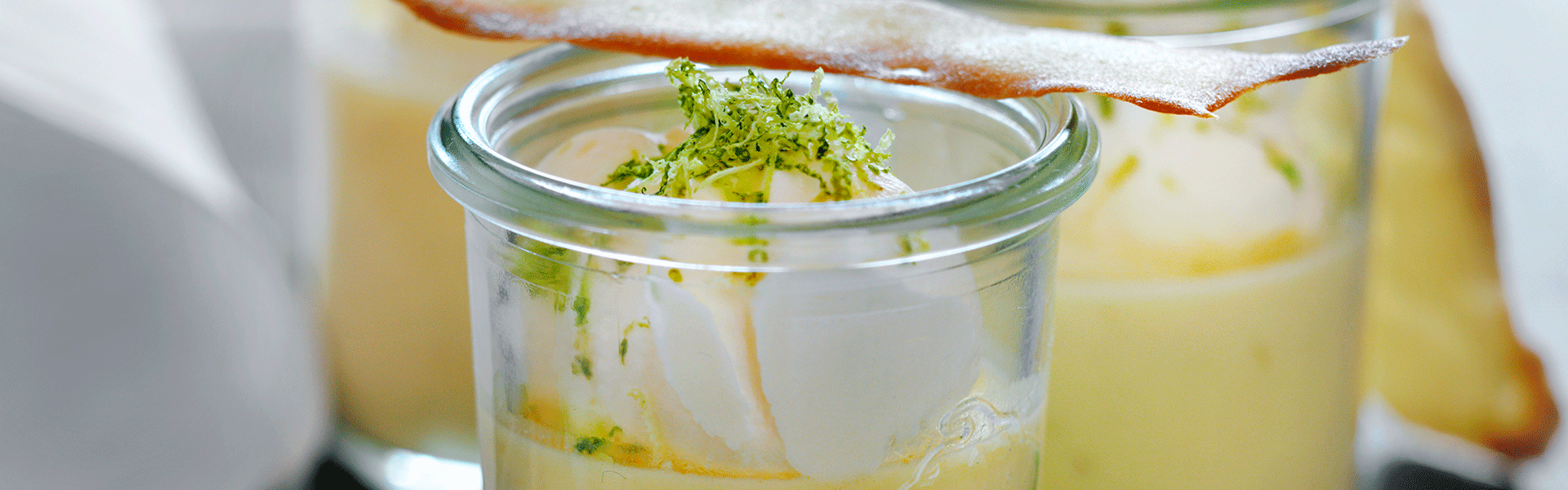 Sprøde kager med limecreme