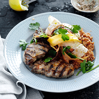Lammebøffer med tomat cous-cous