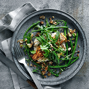 Laks marineret med røget paprika, fennikelfrø og bønnepure