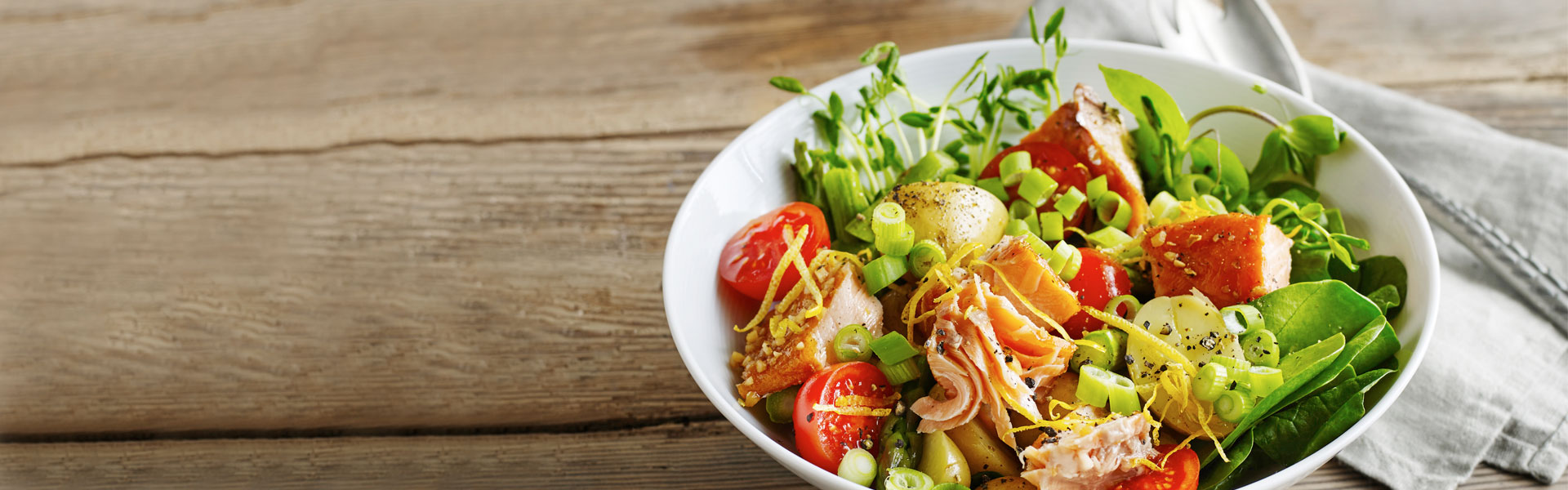 Lækker nem laksesalat