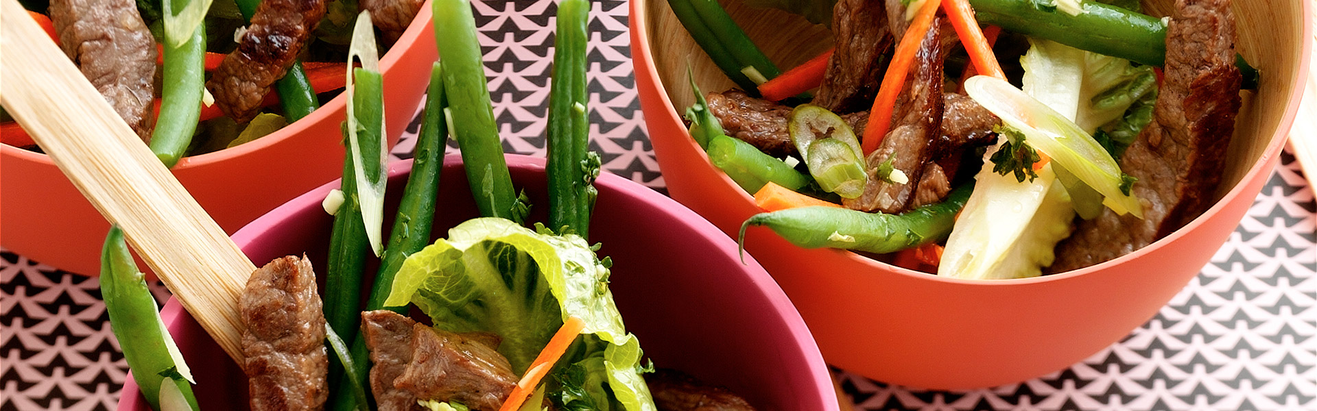 Kalvekødssalat med bønner, chili og hvidløg