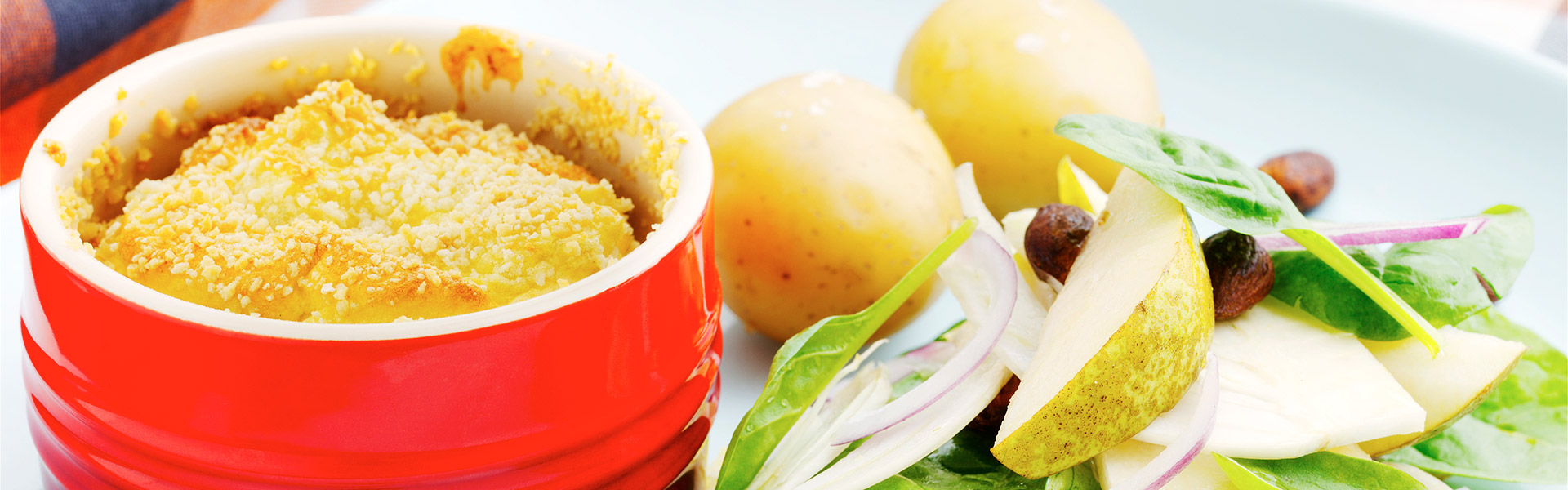 Blomkålsgratin og spinatsalat