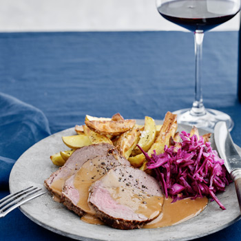 Roastbeef med kartoffelbåde og gløggsauce