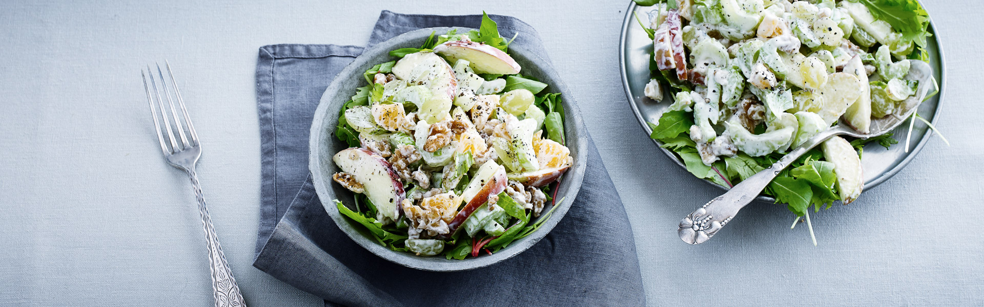 Waldorf med klementin, blegselleri og æble