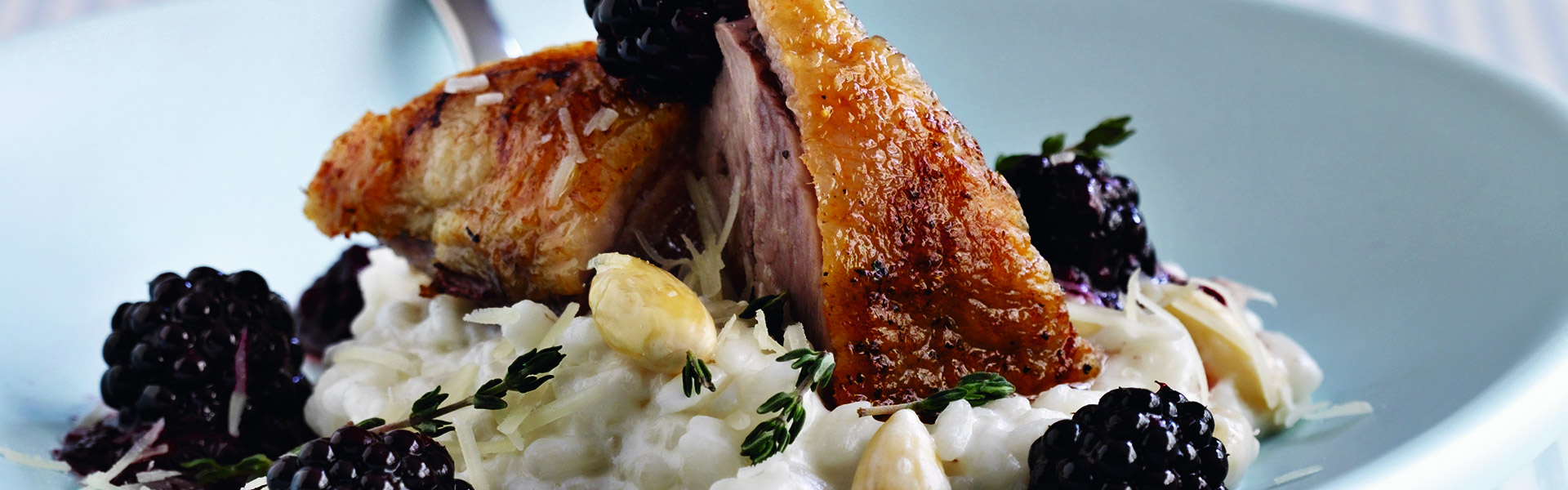 And med mandelrisotto og brombær