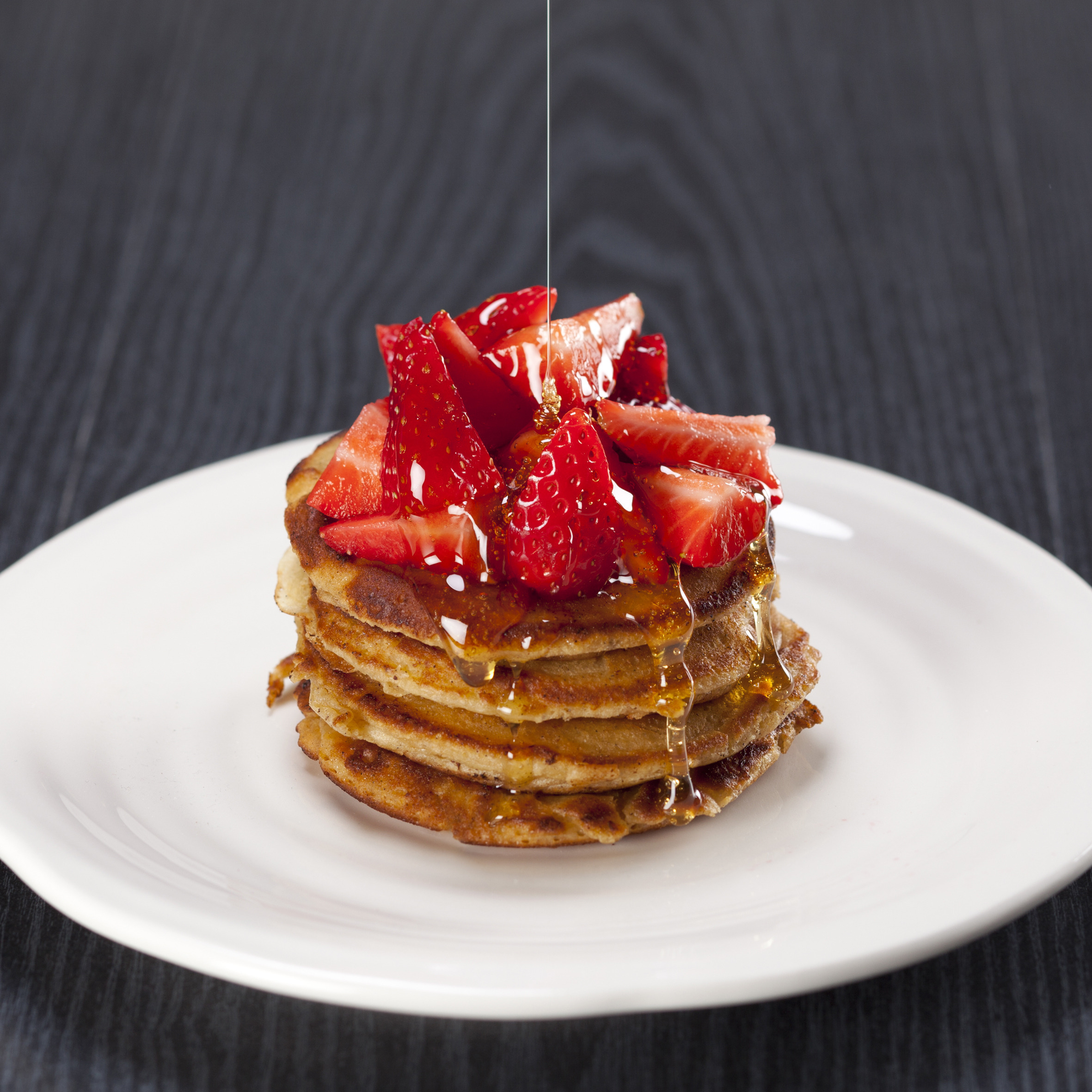 Amerikanske pandekager med jordbær