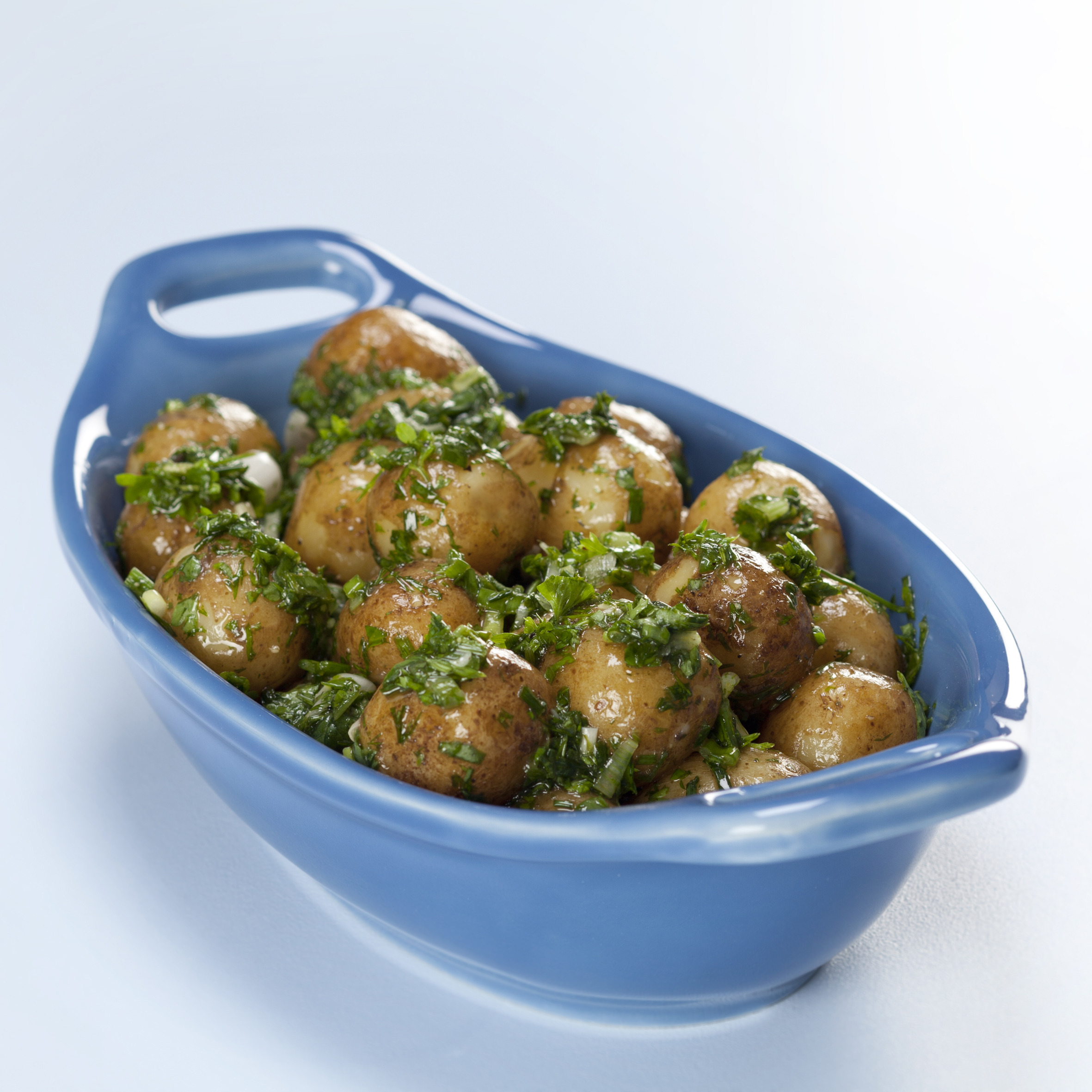 Kold kartoffelsalat med krydderurter og vinagrette