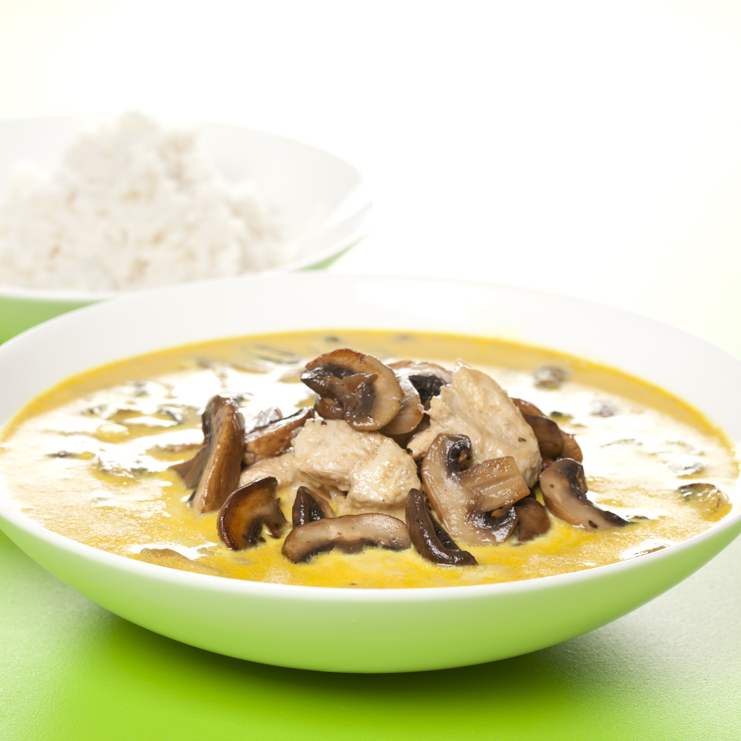 Mulligatawny – karrysuppe med kylling, svampe og ris
