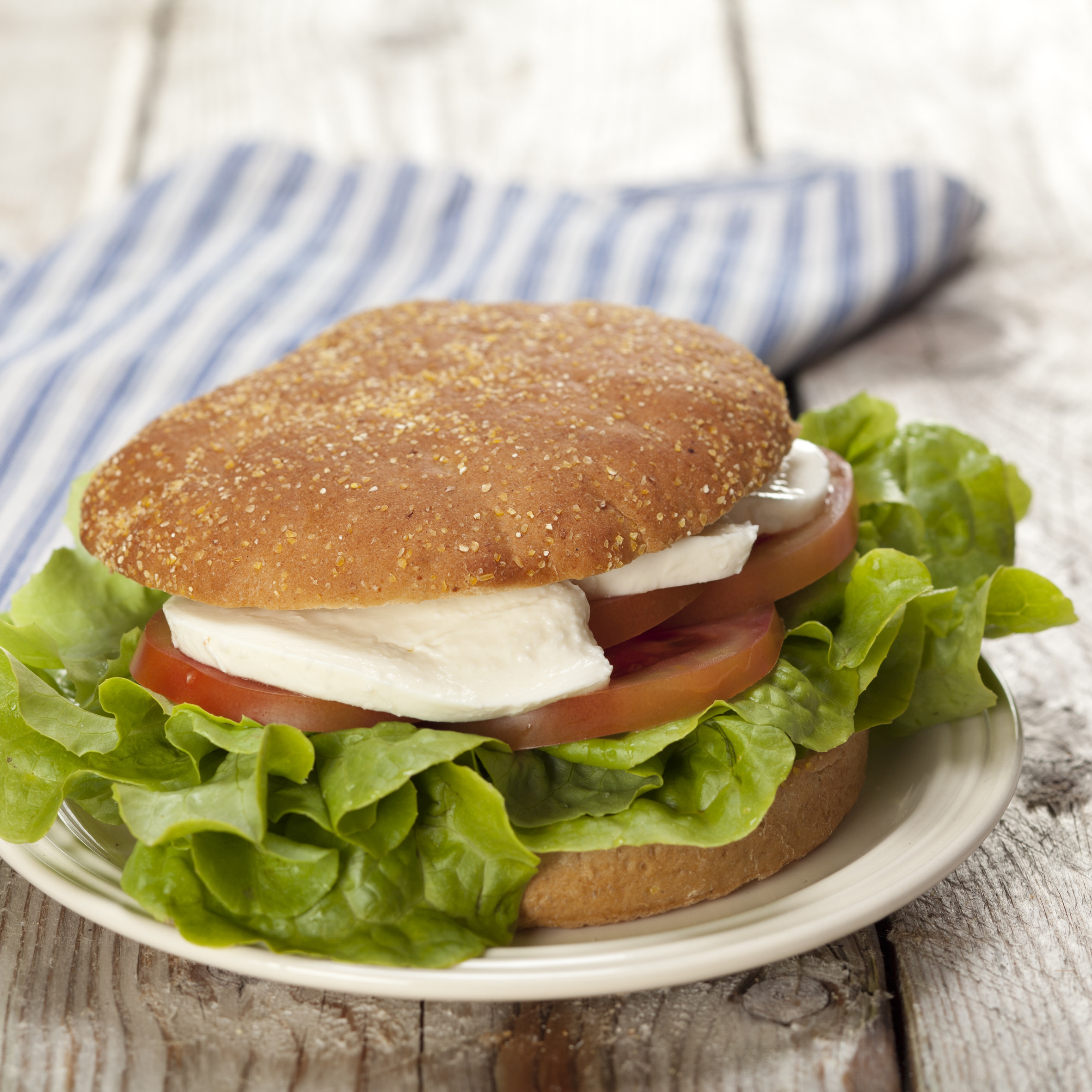 Sandwich caprese – med tomat og frisk mozzarella