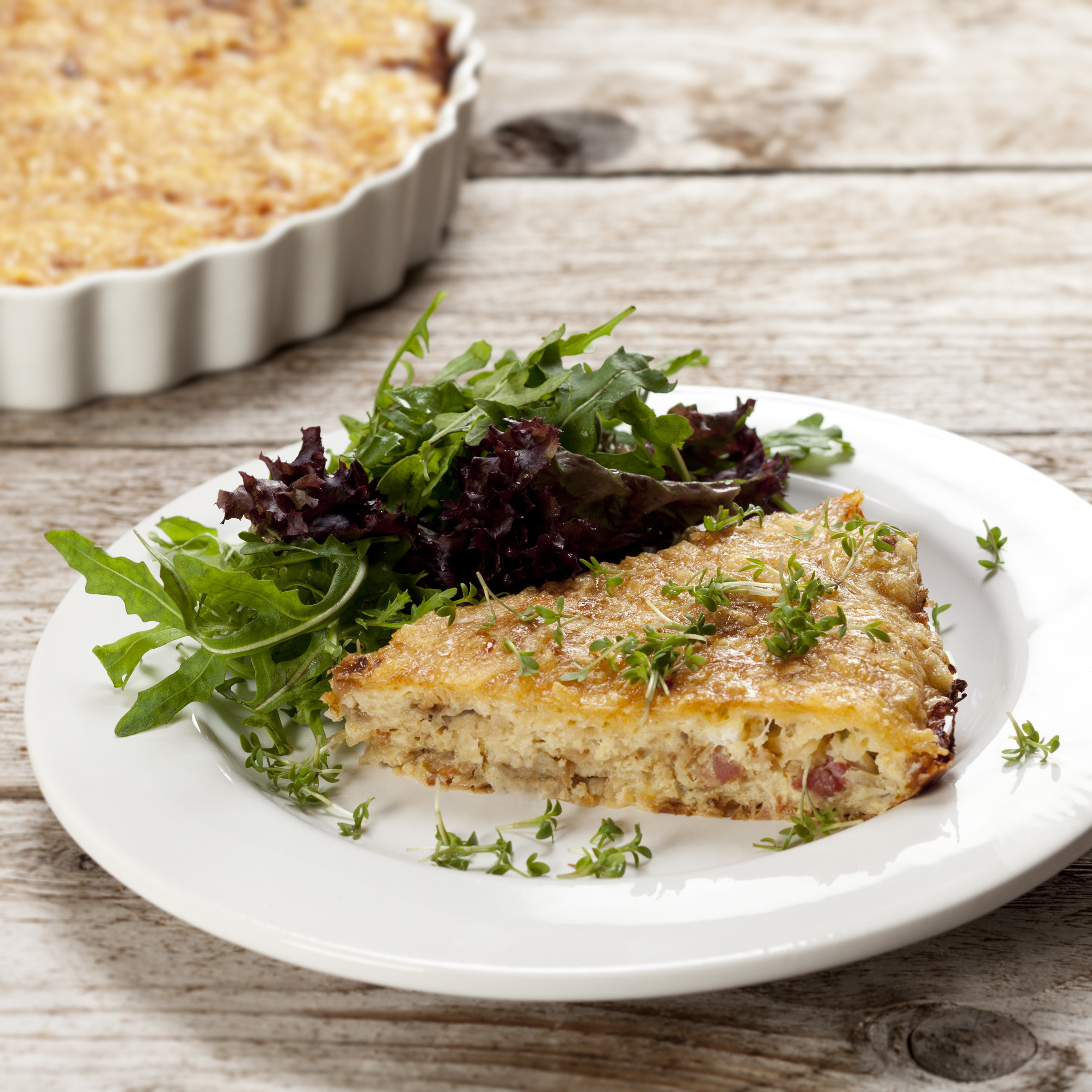 Selleritærte med bacon og rødløg