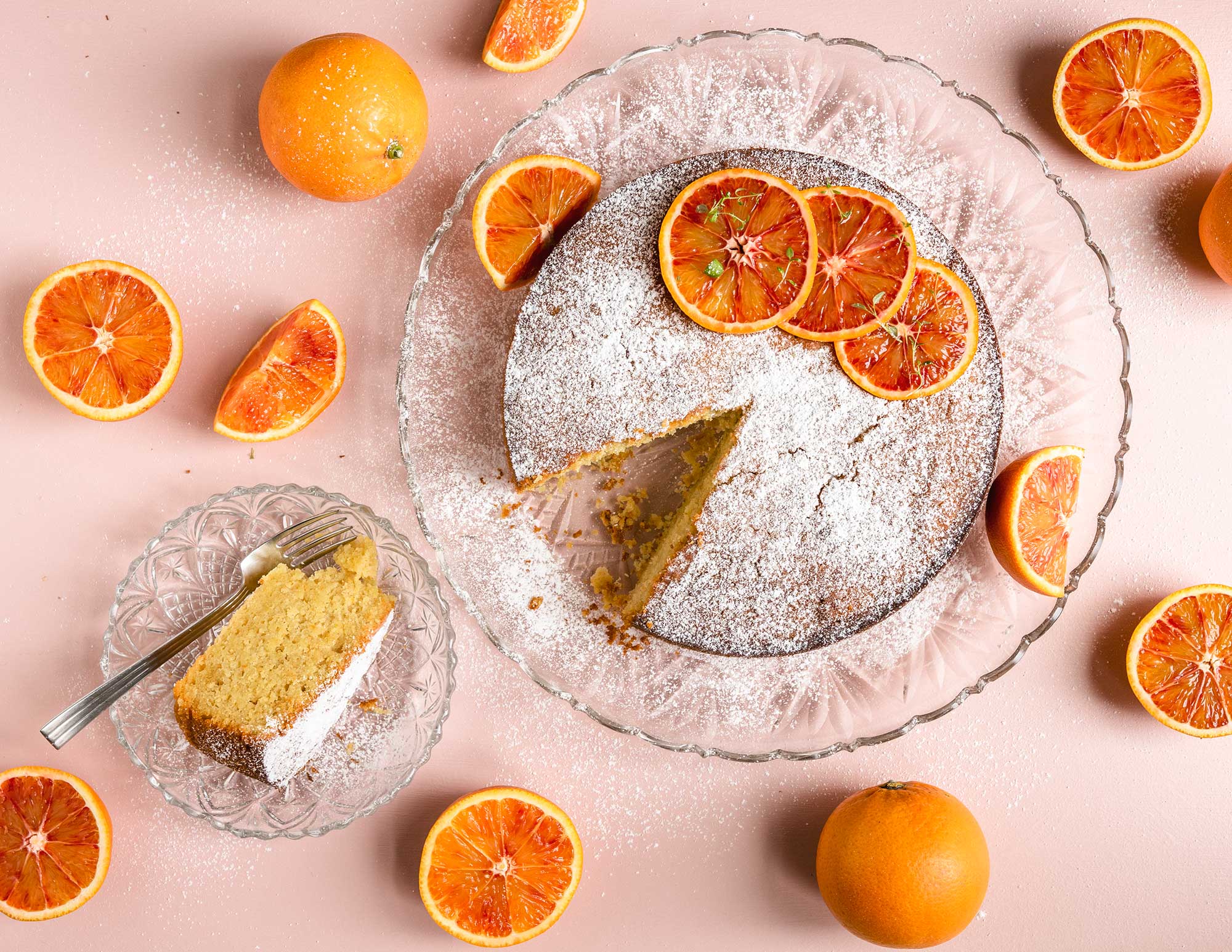 Olivenoliekage med citrus og timian