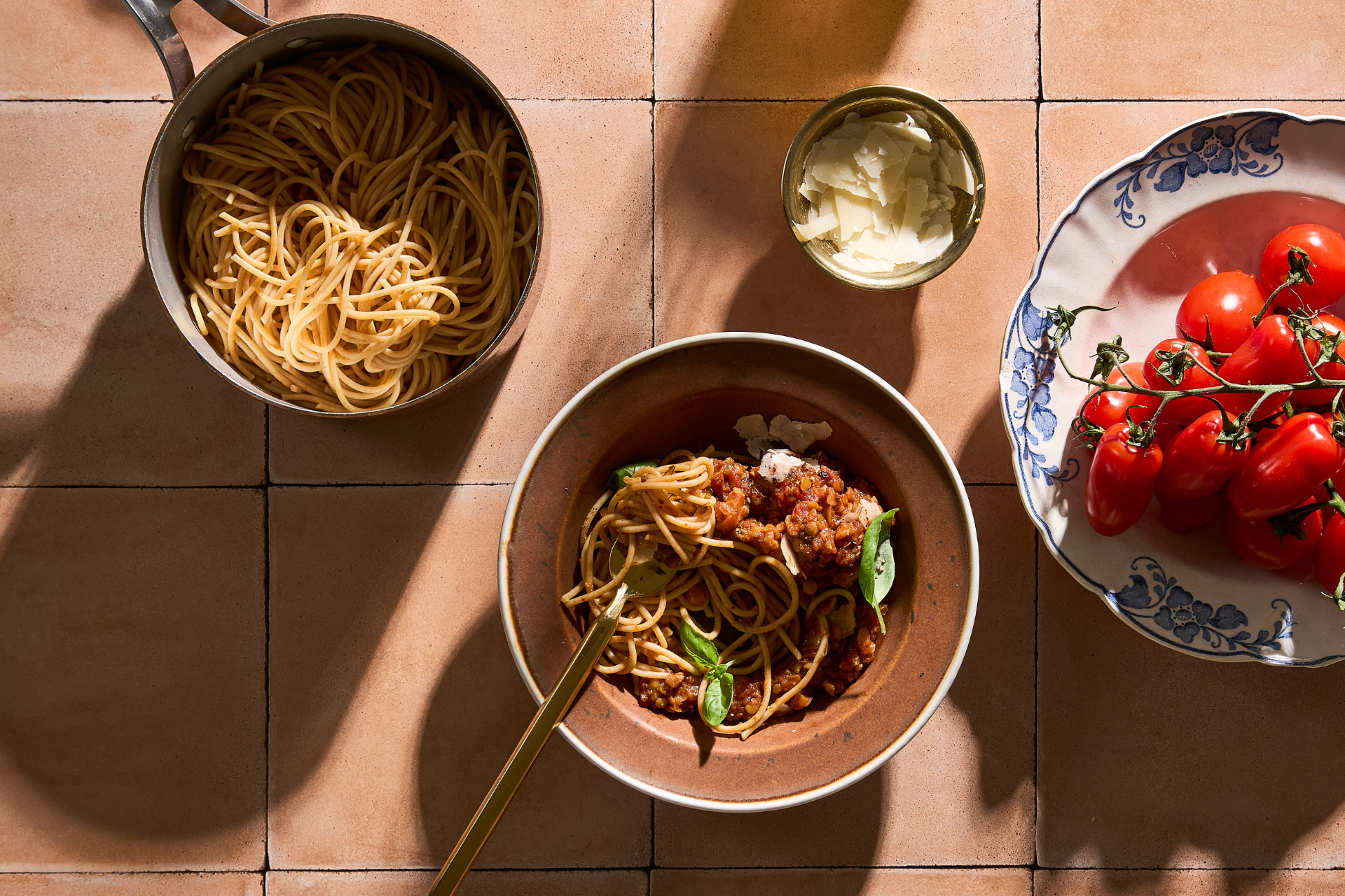 Spaghetti bolognese med bælgfrugter