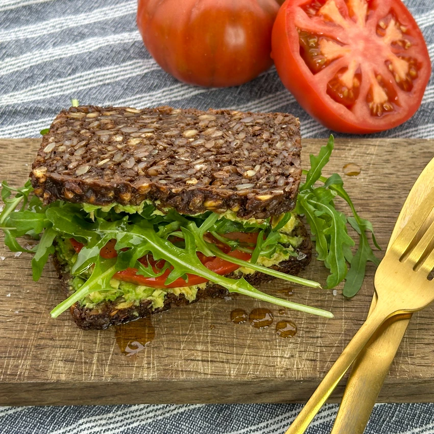 Få opskriften på Rugbrødssandwich med avocado
