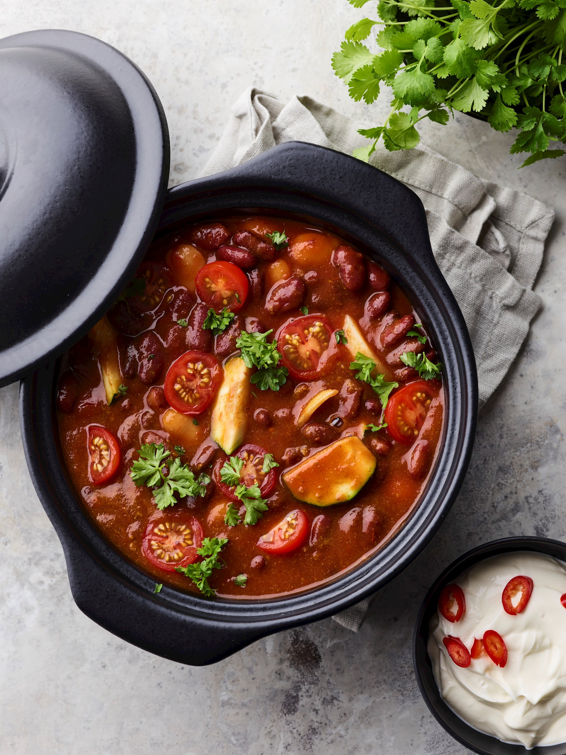 Krydret one pot-vegetarret med bønner