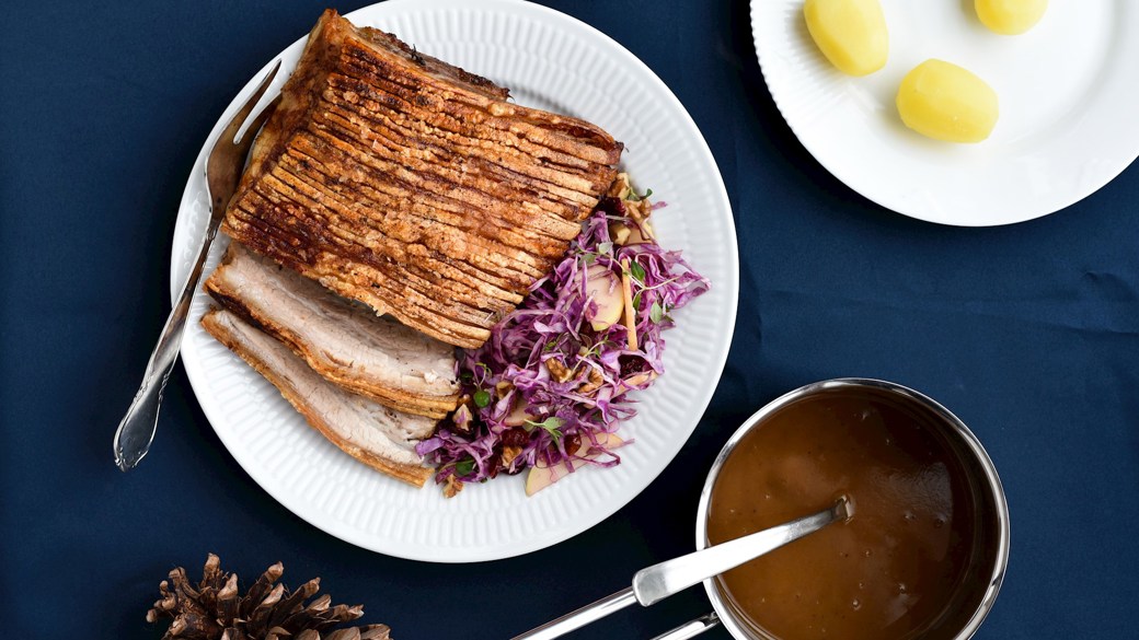 Flaeskesteg Med Brun Sovs Samvirke Flaeskesteg Med Brun Sovs Samvirke