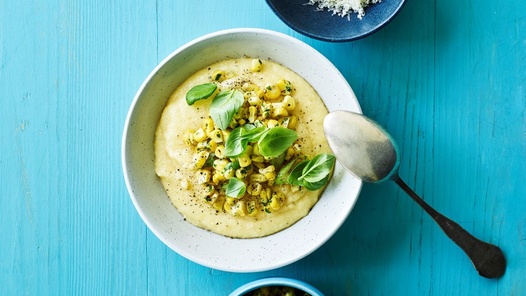 Blød polenta med majs og ost