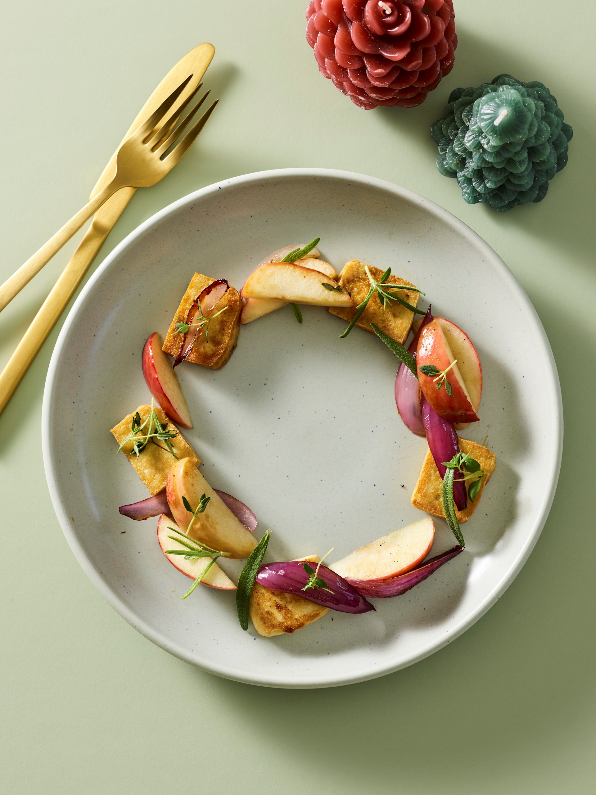 "Æbleflæsk" med tofu og frisk rosmarin