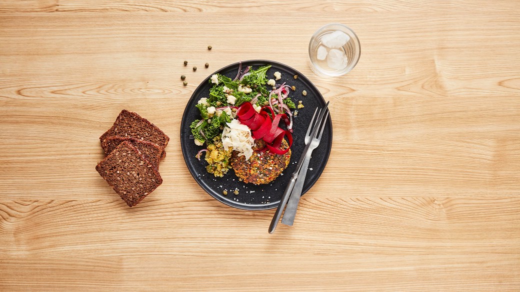 Vegetarisk pariserbøf lavet med brødrester