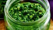 Nem pesto med persille, basilikum, rucola, mandler og parmesan - thumbnail