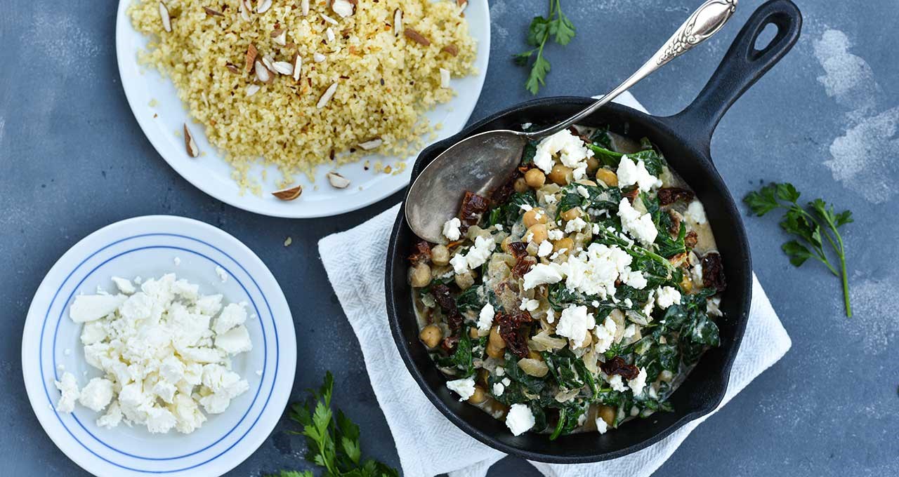 Cremet spinatgryde med feta og fennikel