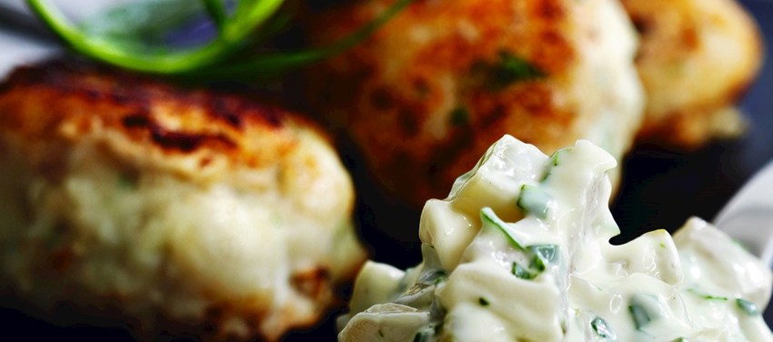 Fiskefrikadeller med luksusremolade
