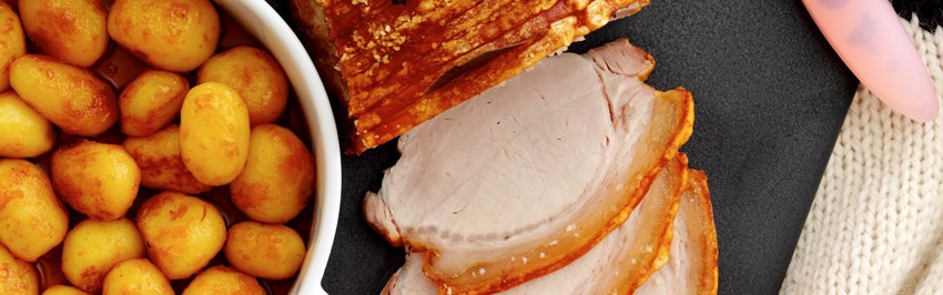 Flaeskesteg Opskrift Med Brunede Kartofler Se Her Flaeskesteg Opskrift Med Brunede Kartofler Se Her