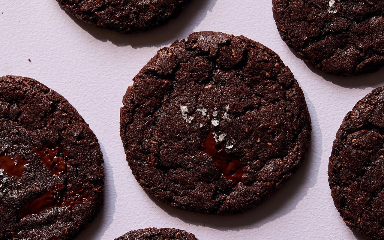 Chokoladecookies med kokos og havsalt