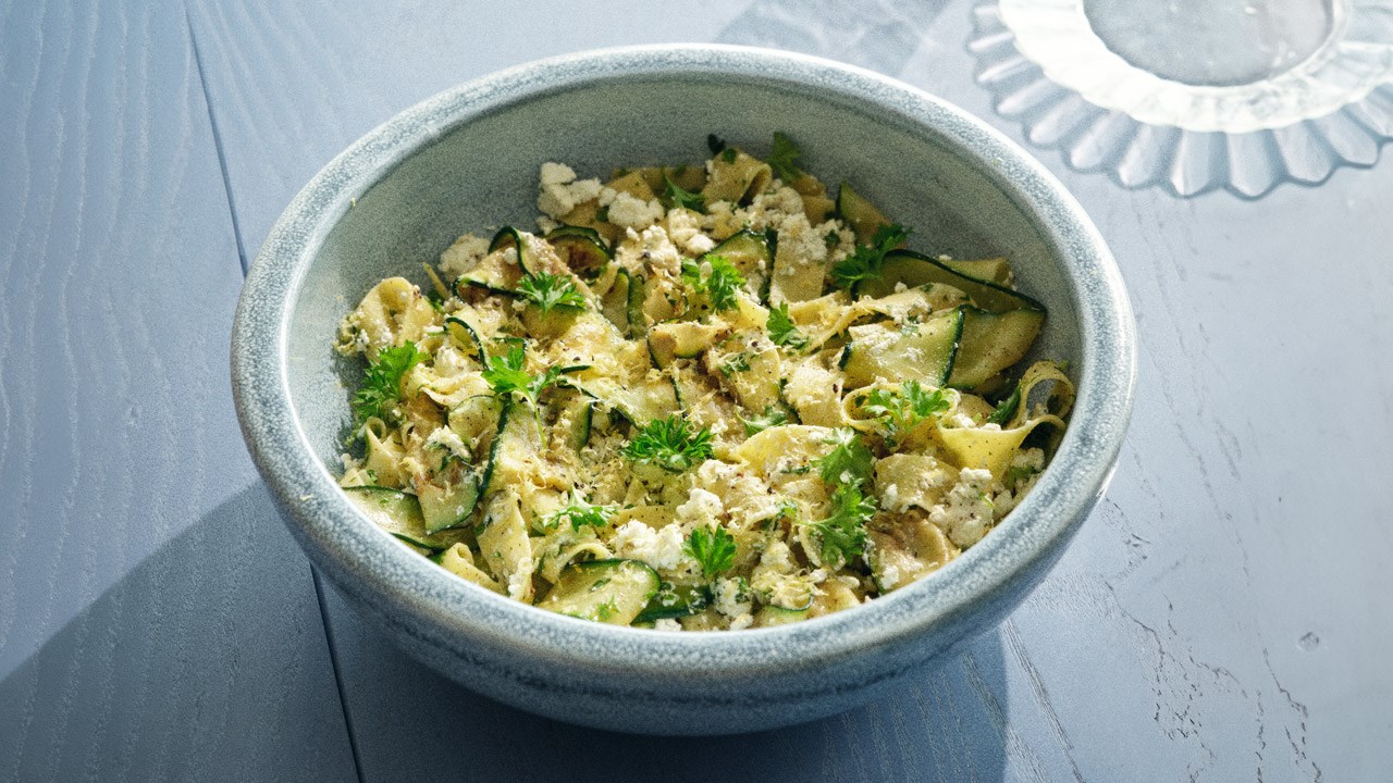 Zucchini og citronpasta