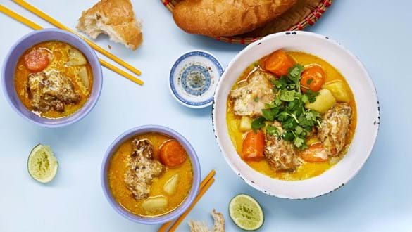 Vietnamesisk: Kylling med karry og kartofler