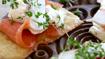 Peber lavosh fladbrød med røget laks, karse og ricottaost - thumbnail