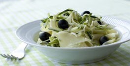 Pappardelle med courgette og ost • Læs vores opskrift her