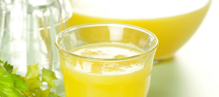 Ananasjuice med bladselleri