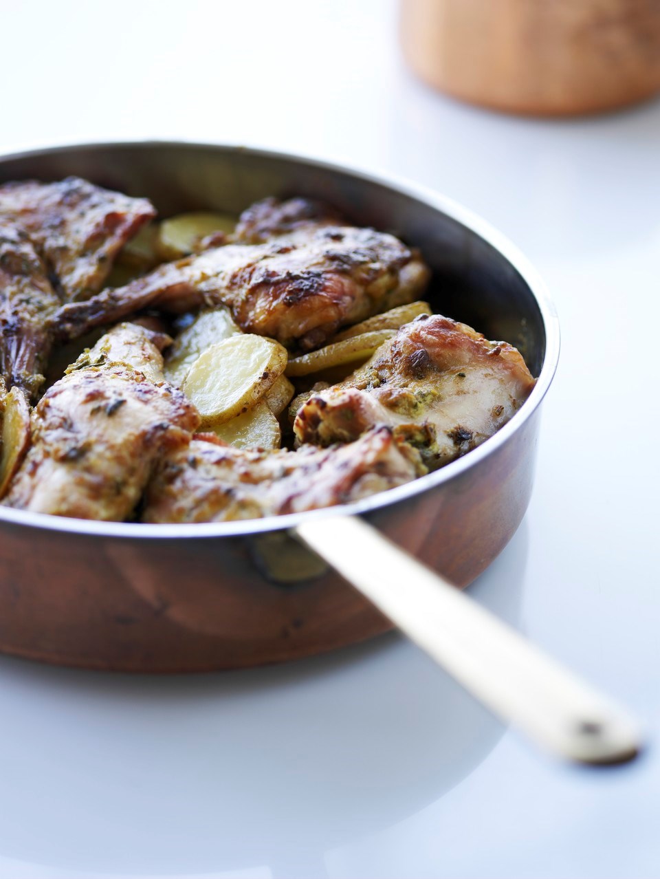 Kanin med sennep og rosmarin