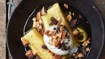 Bagt ananas med karamelknas - thumbnail