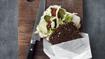 Flæskestegssandwich på ristet rugbrød - thumbnail