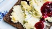 Blå Kornblomst med blomme-løgchutney - thumbnail