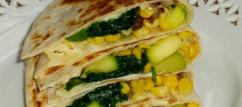 Quesadillas med majs, squash, løg, spinat - og ost (Vita Damsø)