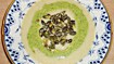 Sellerisuppe med med pesto og ristede græskarkerner (Vita Damsø) - thumbnail