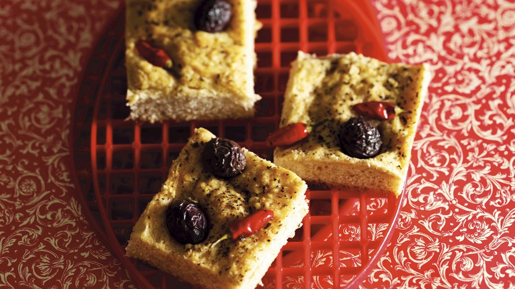 Bradepandebrød med chili og oliven