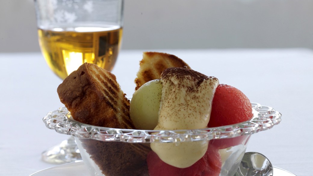 Ristet sandkage med melon og mascarponecreme