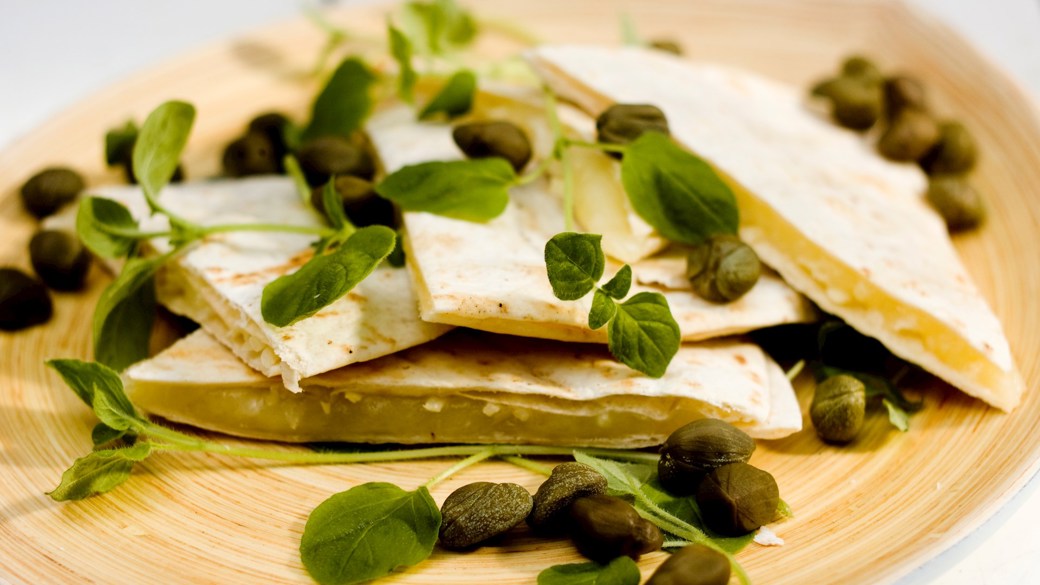 Tortillas med ost og peberrod