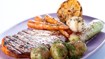 Grillet tun med sommergrønt - thumbnail