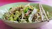 Kålsalat med nudler og thaidressing - thumbnail